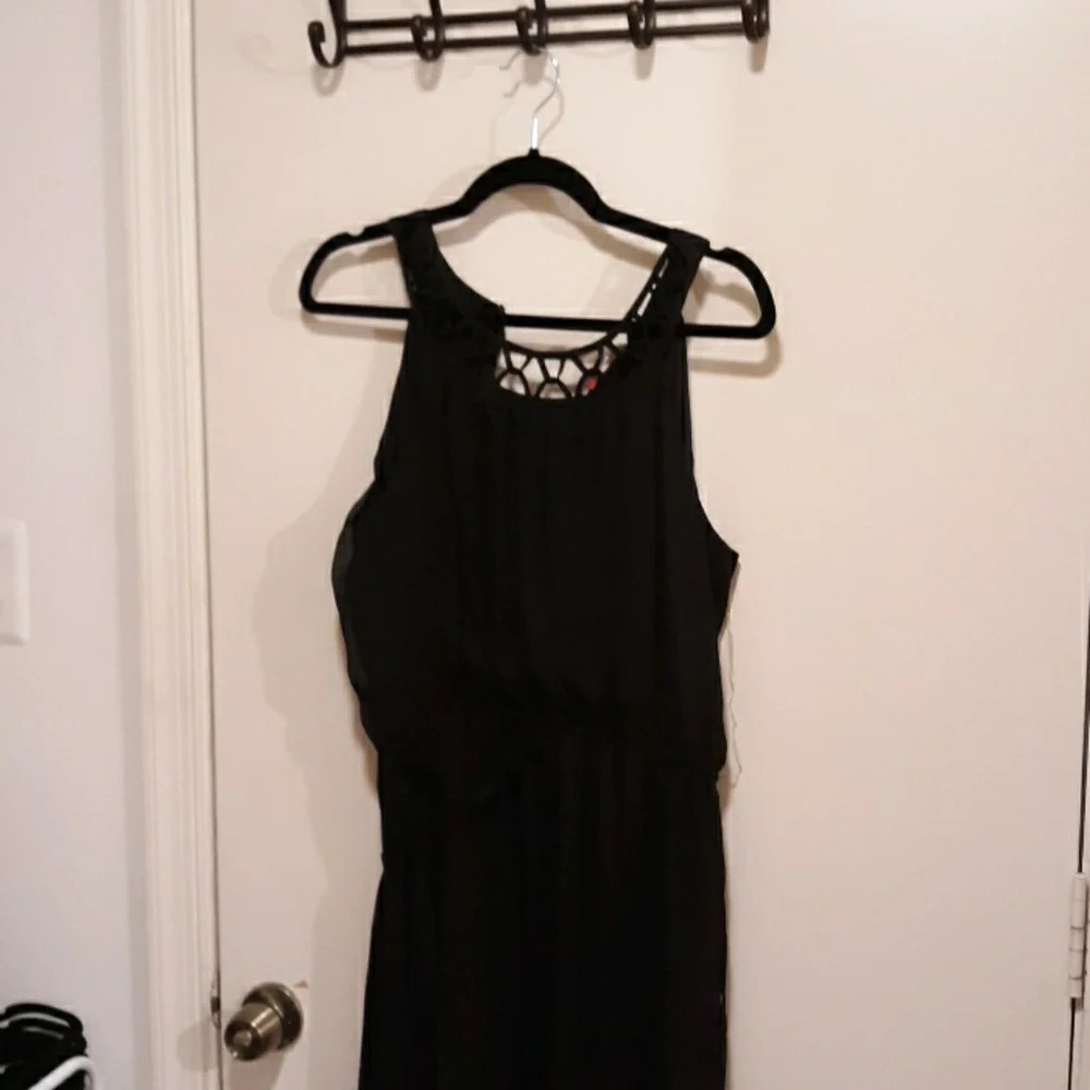 No boundaries black sleeveless dress